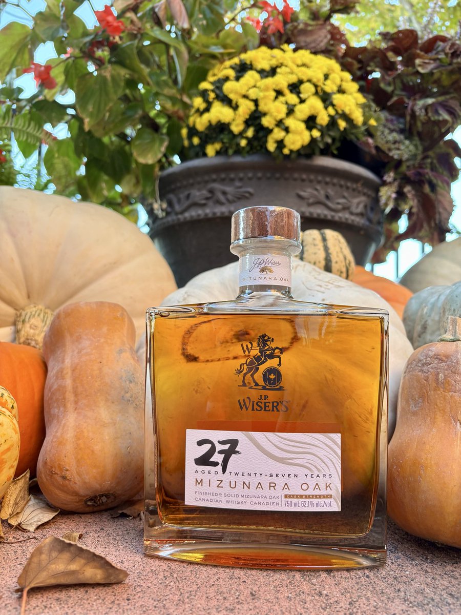 Don Livermore - Uisgephile (whisky lover) (@cdnwhiskydoc) on Twitter photo JP Wiser’s 27 year. Aged in new Mizunara casks. The flavours are just extraordinary. Cask strength 62.1% abv. Only a thousand bottles made.
#canadianwhisky <a href="/CorbySW/">Corby Spirit and Wine</a> JP Wiser’s 27 year. Aged in new Mizunara casks. The flavours are just extraordinary. Cask strength 62.1% abv. Only a thousand bottles made.
#canadianwhisky <a href="/CorbySW/">Corby Spirit and Wine</a>