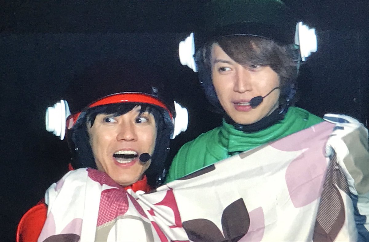 se__chan15's tweet photo. どのグループも末っ子がもれなくでかわんわんな関西デビュー組 https://t.co/ODHDjI15vW