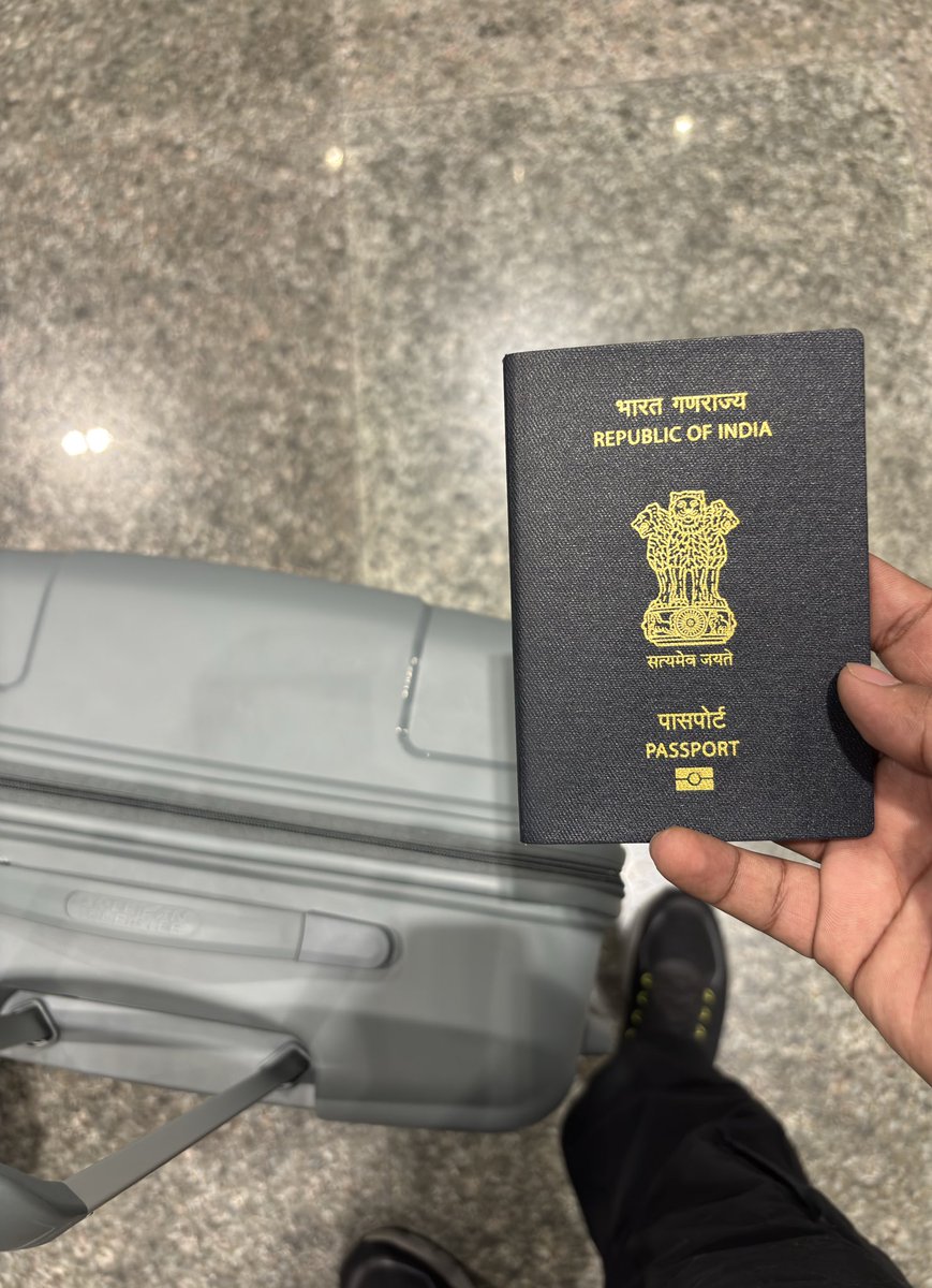 wojakcodes's tweet image. this weak passport is now the only thing stopping me from becoming a care-free digital nomad.

anyway, just a few more years.