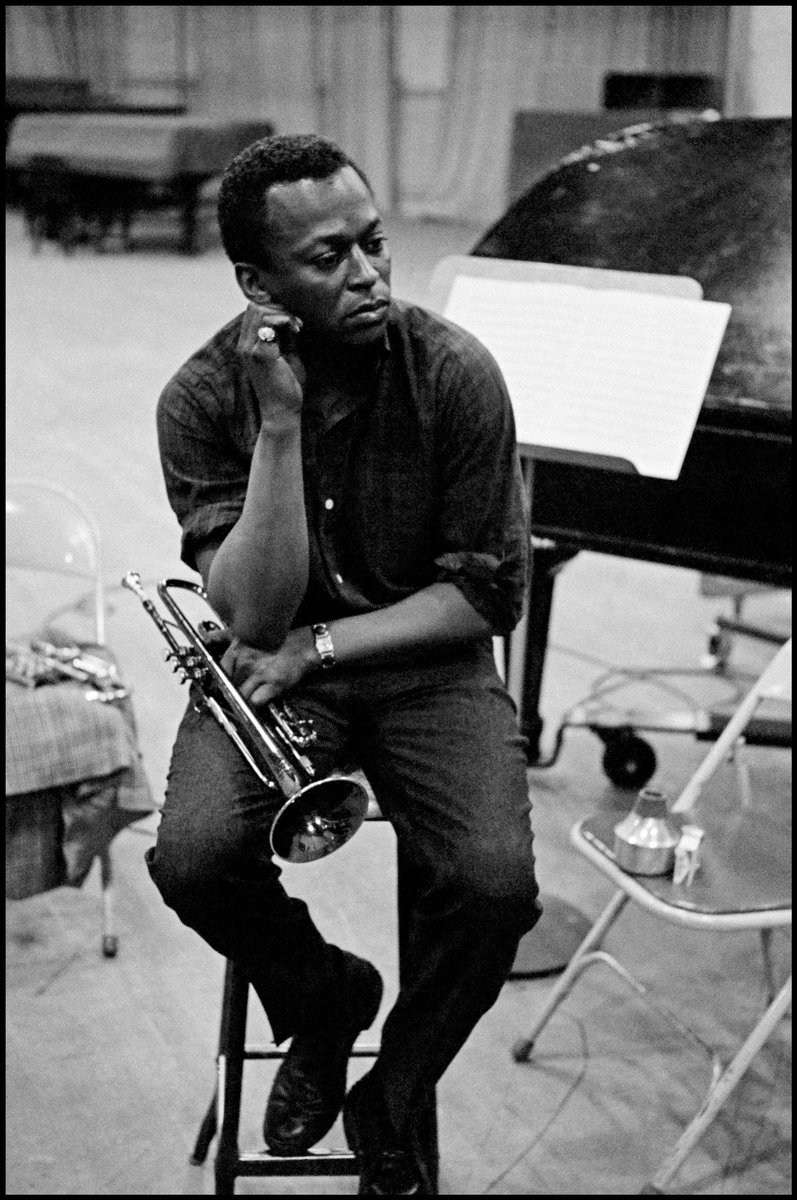 JazzMemes's tweet photo. Saying record instead of song https://t.co/PbPw2GrMFr