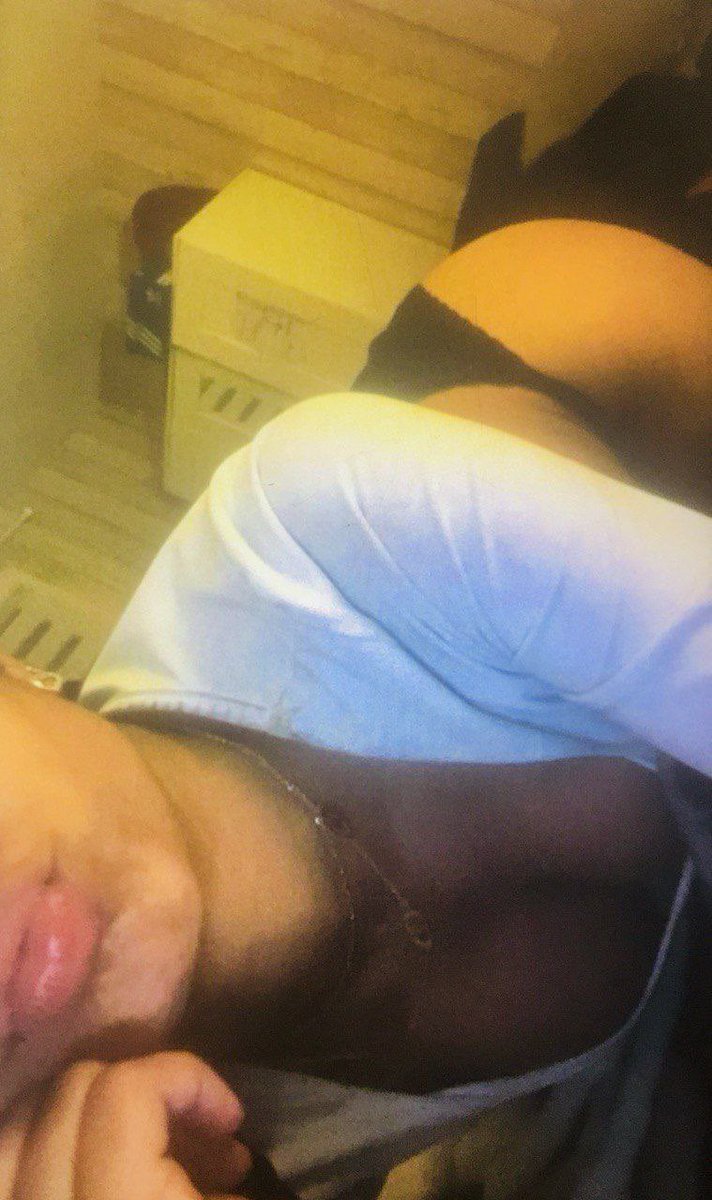 Hello je fais que du virtuel sur télégram 😍 
Canal vip télégram pour y adhérer c’est 30euros ! 🥰

Mon telegram : t.me/leina04