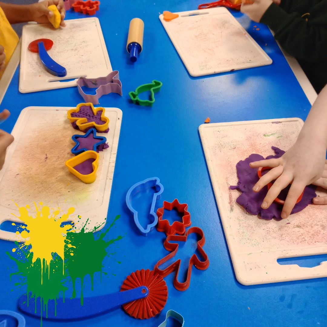 FFPAcademy's tweet photo. Squishing, rolling, and creating! 🖐️
Our wrap-around care children were enjoying the hands-on fun with colourful playdough and cutters today. Great for those fine motor skills! 💪
#WrapAroundCare #PlaydoughFun #FineMotorSkills #CreativePlay https://t.co/6wwU9IX2u4