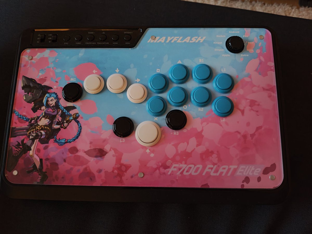 RobinsIdentity's tweet photo. @Play2XKO I play on my "self designed" mayflash f700 😊 https://t.co/zyh6BfyrVf