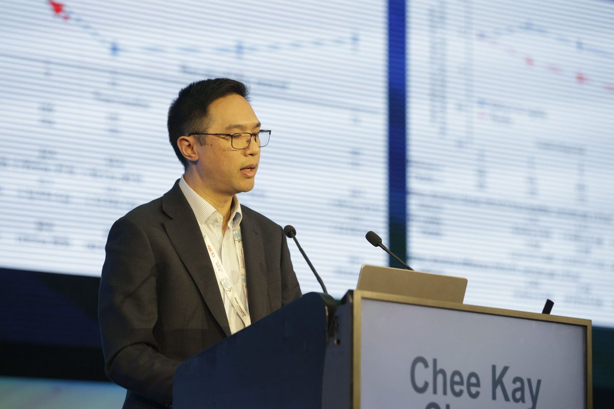 SENefrologia's tweet image. Thank you very much to @BradRovin &amp;amp; @cheekaycheung  for bringing us the updates in #IgA new treatments and #therapies #LupusNephritisTreatment @goKDIGO 
 @PepaSolerR #Senefro25