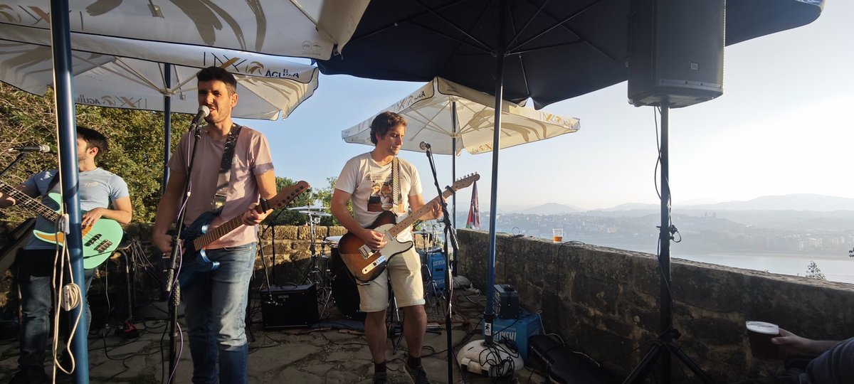 2 años y 5 meses después de nuevo uno de los mejores grupos indies del estado en uno de los mejores escenarios de nuevo... #thewildboories #polvorin #donostia