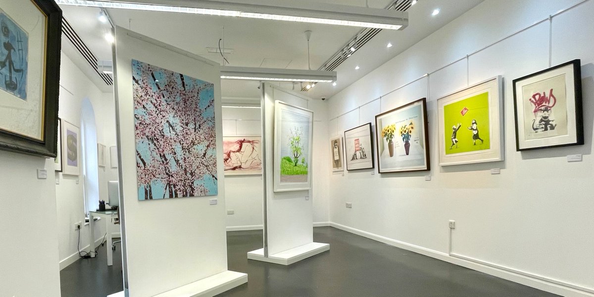 Forward_Gallery's tweet photo. Forward Gallery presents THE MASTERS COLLECTION (inc. Banksy, Warhol, Hirst, Emin, Riley, Lowry , Condo, Haring, Hockney).  WE ARE PROUD TO BRING YOU THE MOST AMAZING COLLECTION OF BLUE-CHIP WORKS, BY SOME OF THE MOST IMPORTANT ARTSTS OF THE 20TH CENTURY.- https://t.co/hHyeI3A0Jg https://t.co/CURv2bhJpu