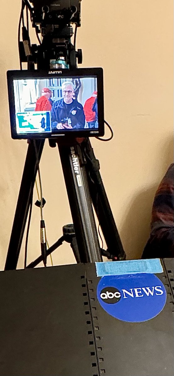 CGProgram's tweet image. At the Capitol, I was ready if ABC News needed a quick stand-up.
Meet the moment! @CVHonorFlight #TheCGP