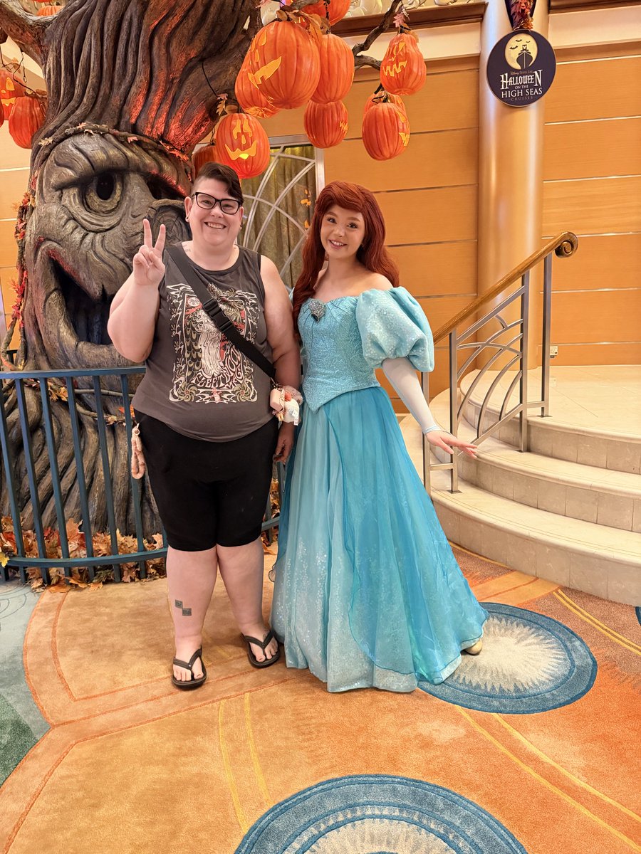 In Nassau- have a little bit of signal today. 

Here’s me with Ariel this morning. 🩵