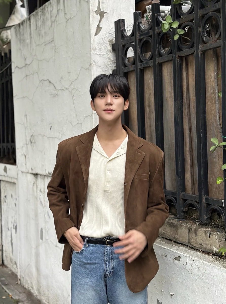 dalming06's tweet photo. 가을남자 미쳤다 너무 잘어울려ㅠㅠ https://t.co/UJhipKv5TC