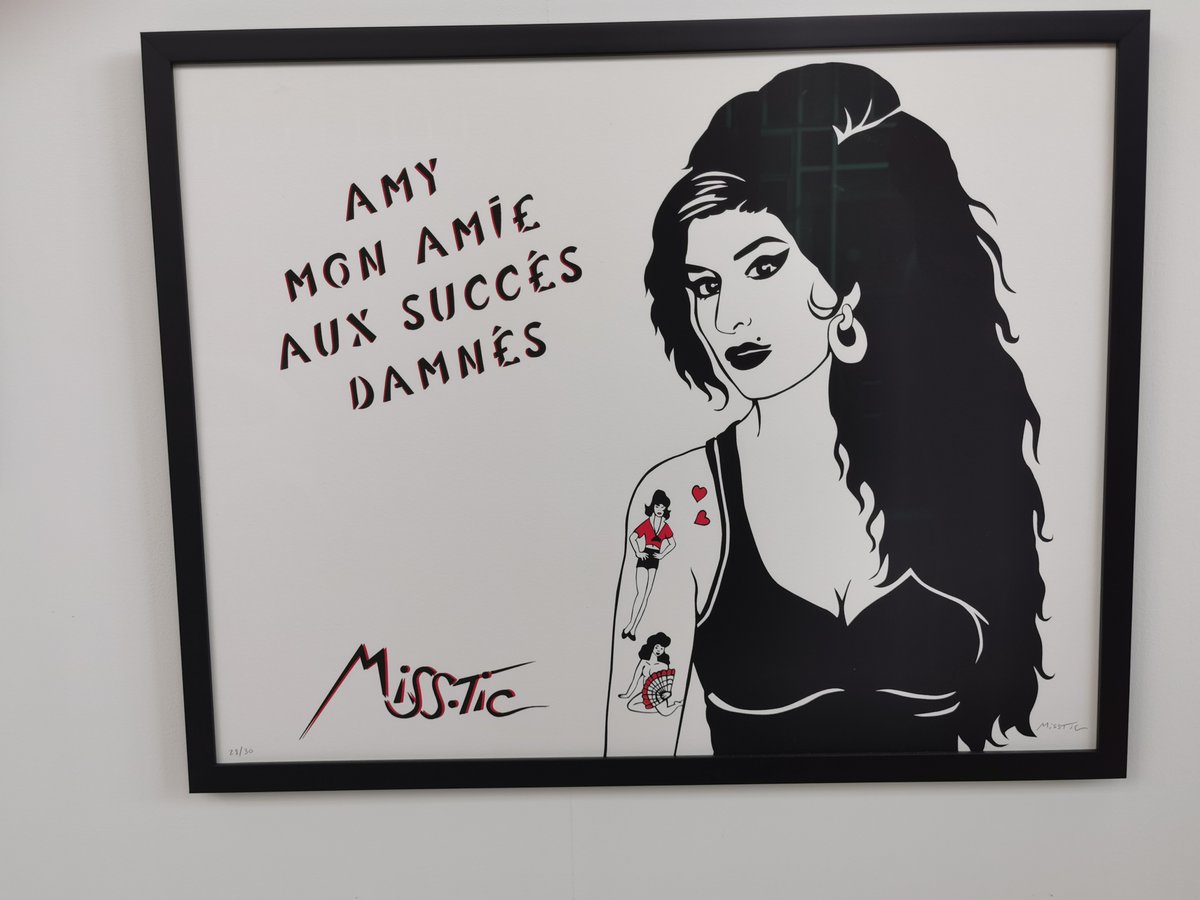 Little_Daf's tweet photo. Exposition hommage à #Misstic "je suis partie pour rester" à #MathgothGallery, #StreetArt https://t.co/FenpsBNkFx