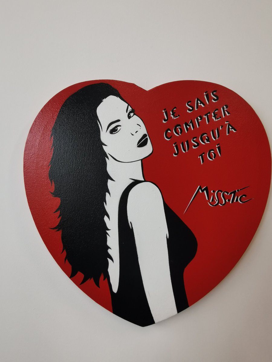 Little_Daf's tweet photo. Exposition hommage à #Misstic "je suis partie pour rester" à #MathgothGallery, #StreetArt https://t.co/FenpsBNkFx
