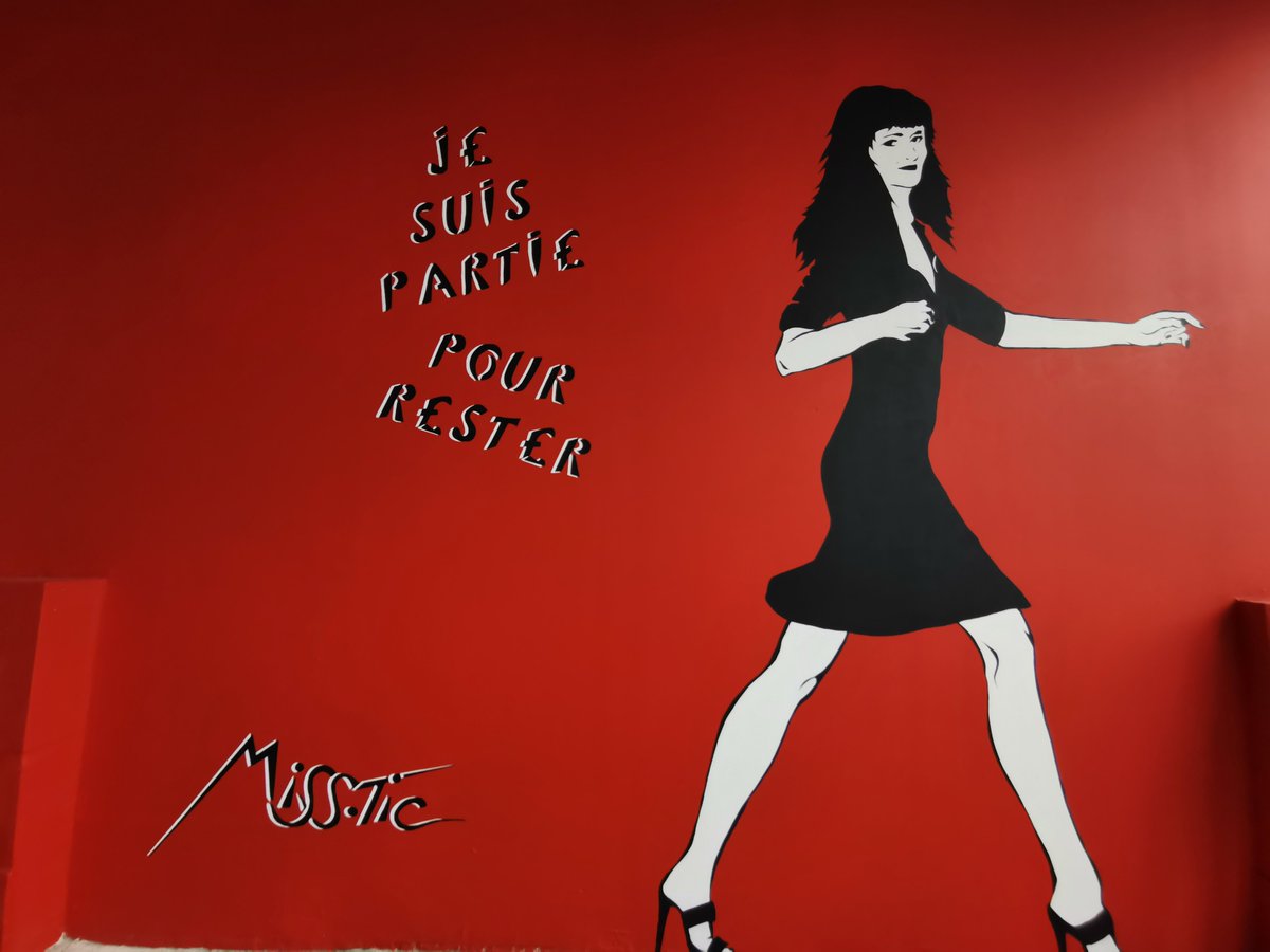 Little_Daf's tweet photo. Exposition hommage à #Misstic "je suis partie pour rester" à #MathgothGallery, #StreetArt https://t.co/FenpsBNkFx