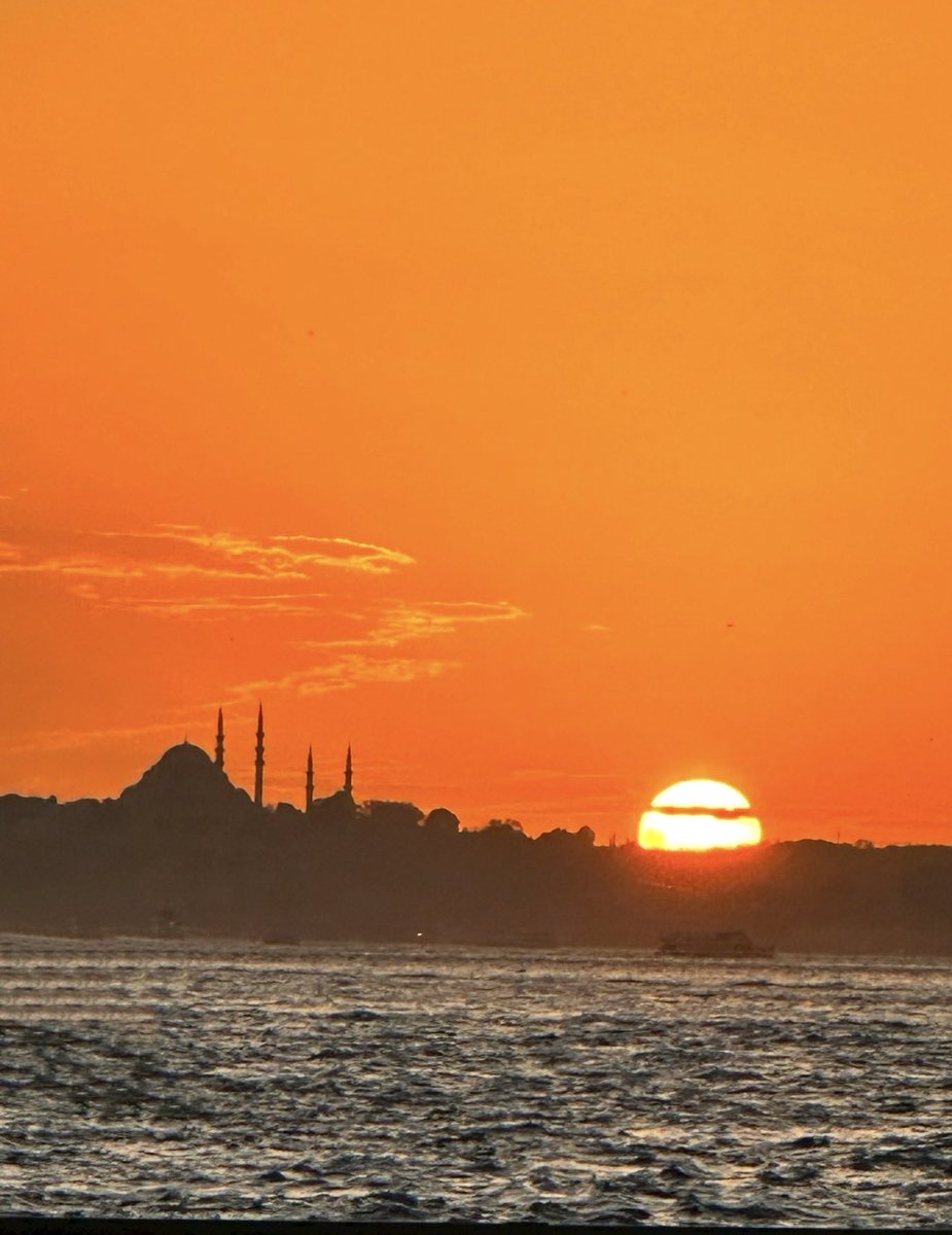 Bu dünyada paylaştığımız tek şey yalnızlığımız…