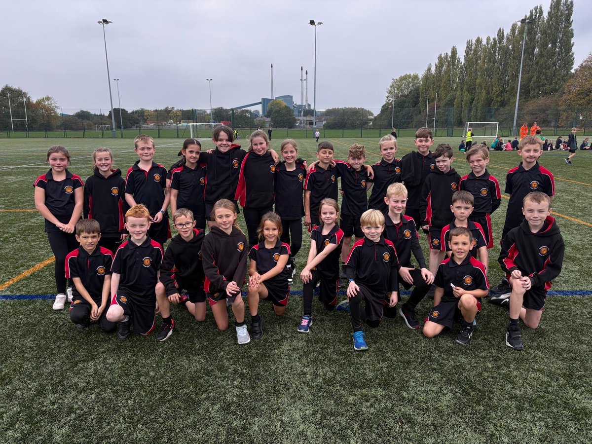 A huge well done to this fantastic group of children. They all showed grit, determination and a whole lot of #SouthdaleSparkle as they competed in the Wakefield cross-country trials today. ✨✨