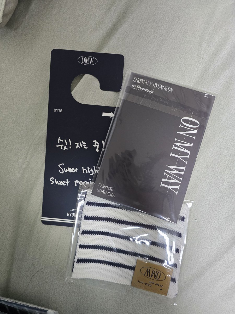 CSK01_1526's tweet image. #rt이벤트 #몬베베이벤트
▫️셔누 set / 형원 set
▫️인원 : 2명
▫️당발 : 10월 마지막날 오후 창균시
▫️반택비 부담 가능 하신 분
▫️되팔지않고 사용하실 분
이벤트성 팔로우 하지 않으셔도 됩니다! 국내주소만 가능해요😉