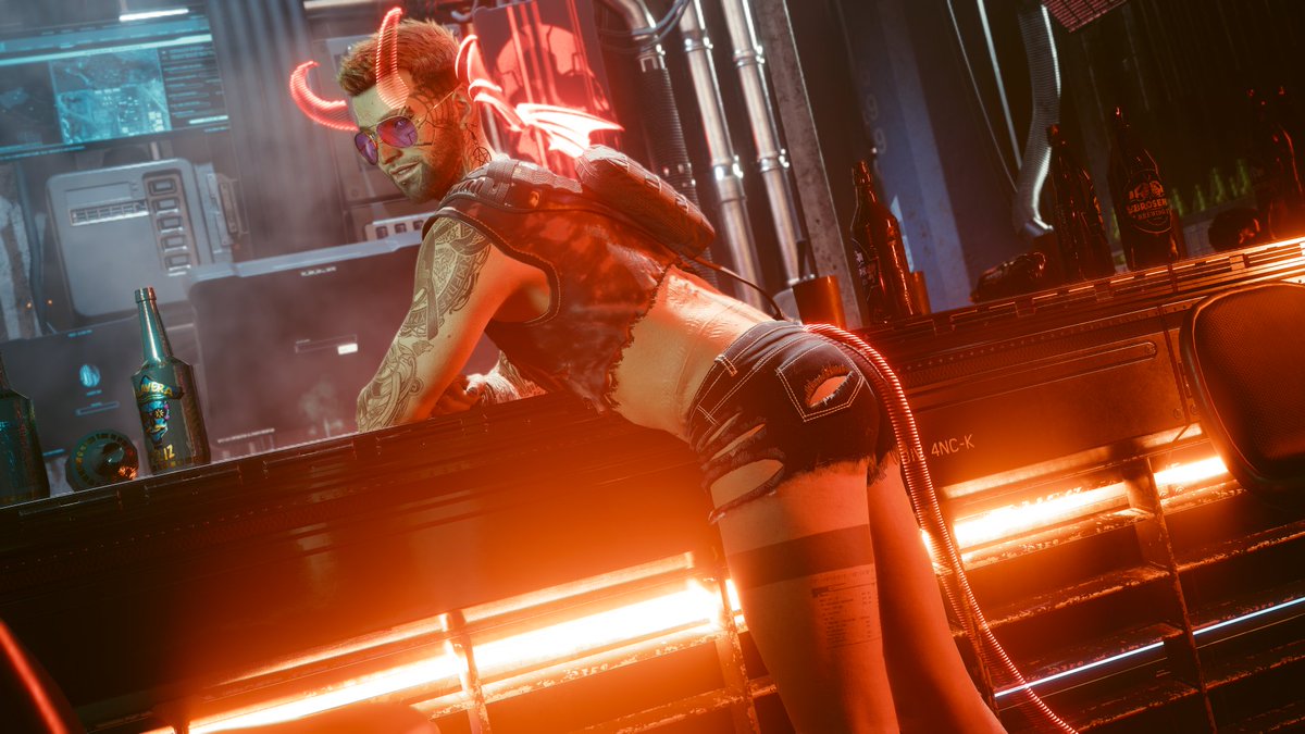 TheSmolls's tweet image. Happy Halloween from this gonk 🎃💀🪦

#Cyberpunk2077 #Cyberpunk2077PhotoMode