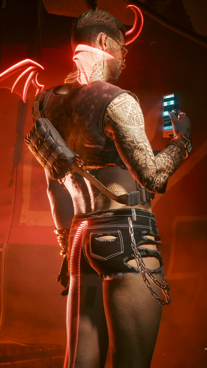 TheSmolls's tweet image. Happy Halloween from this gonk 🎃💀🪦

#Cyberpunk2077 #Cyberpunk2077PhotoMode