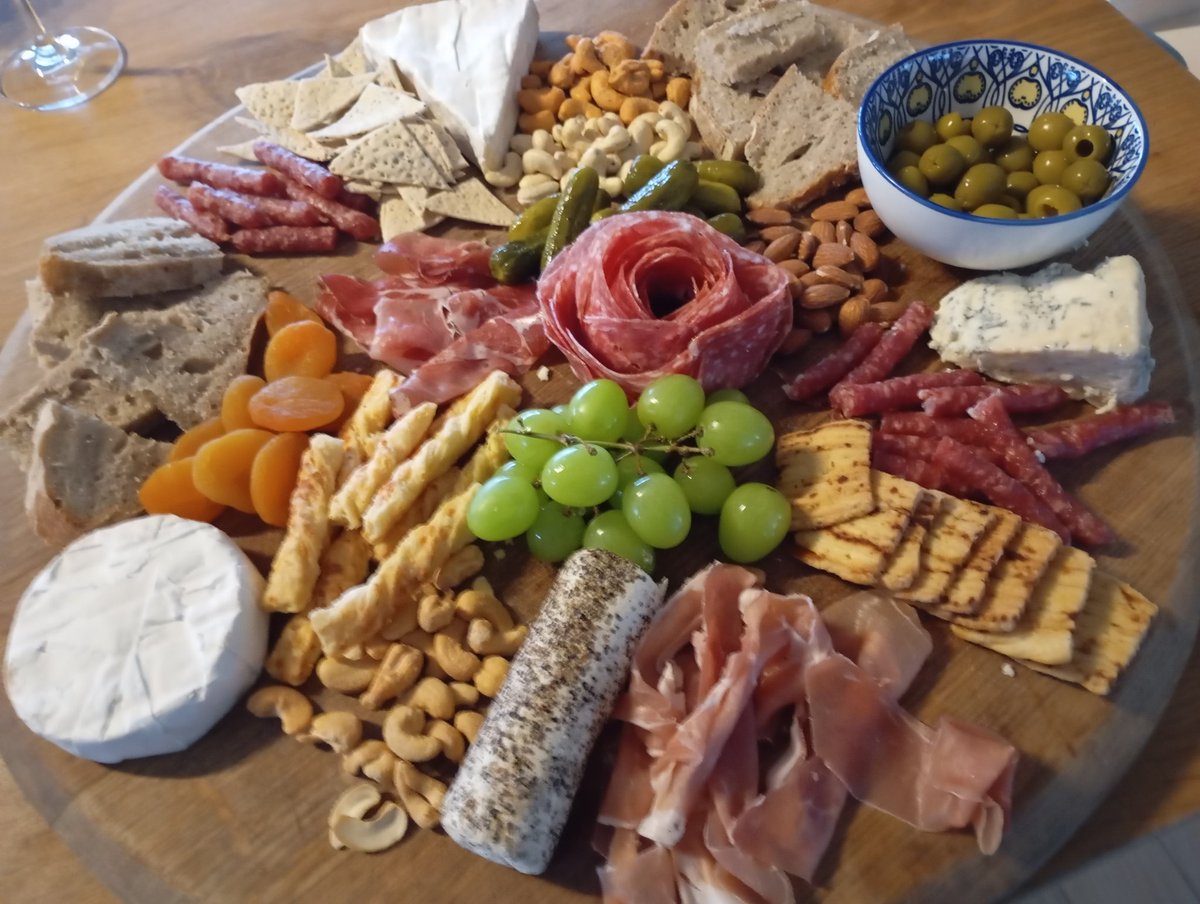 A Majestic Ho (@justvee1710) on Twitter photo My hande issie tette nie π
 My hande issie tette nie π