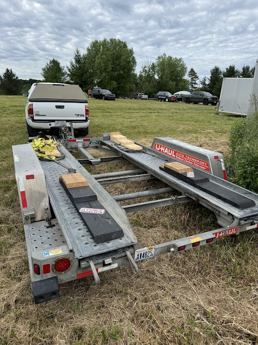 towlostrailers's tweet image. This is exactly why you rent the right trailer on Towlos… some mods just weren’t meant to be 😅🚗 #TowingFail #carhauler #uhaulfail