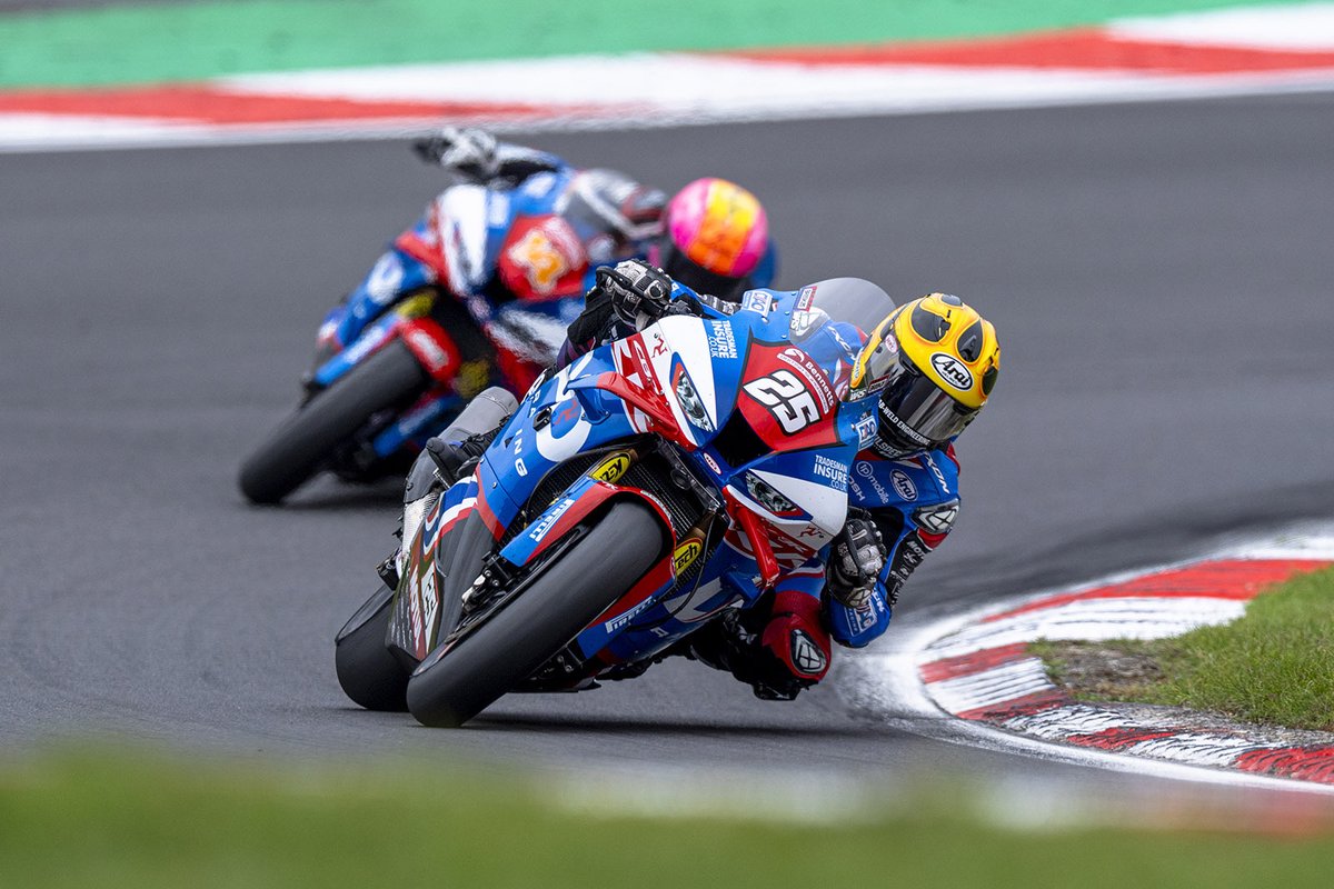 DAO Racing tweet media