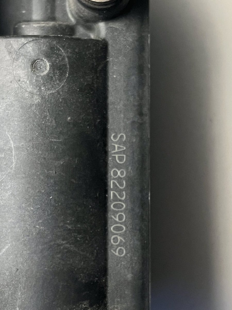 Hello car Twitter folks. Does anyone have access to GM parts, please? I need a new exhaust valve actuator for a modern A110. This one is sub-optimal (melted) and I need to replace it. Alpine dealer prices are £££. But it’s  standard fit to some GM cars as p/n 84897442 Thanks!