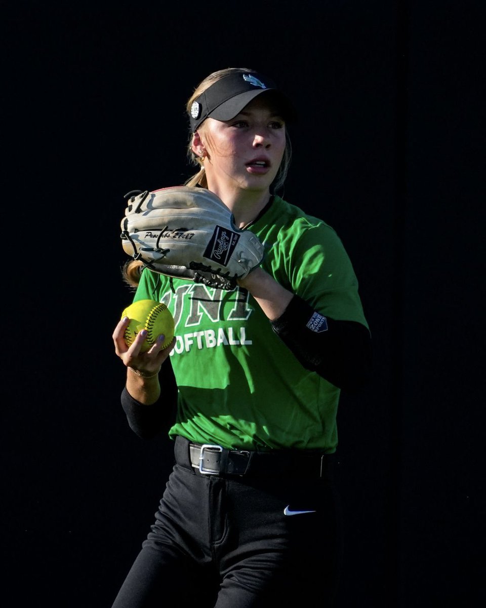 MeanGreenSB's tweet photo. Game Day in Denton!!

UNT meets @McLennan_SB tonight at 5 PM! Join us for 🆓 at Lovelace Stadium

#GMG 🟢🦅 https://t.co/aIizJupHpm
