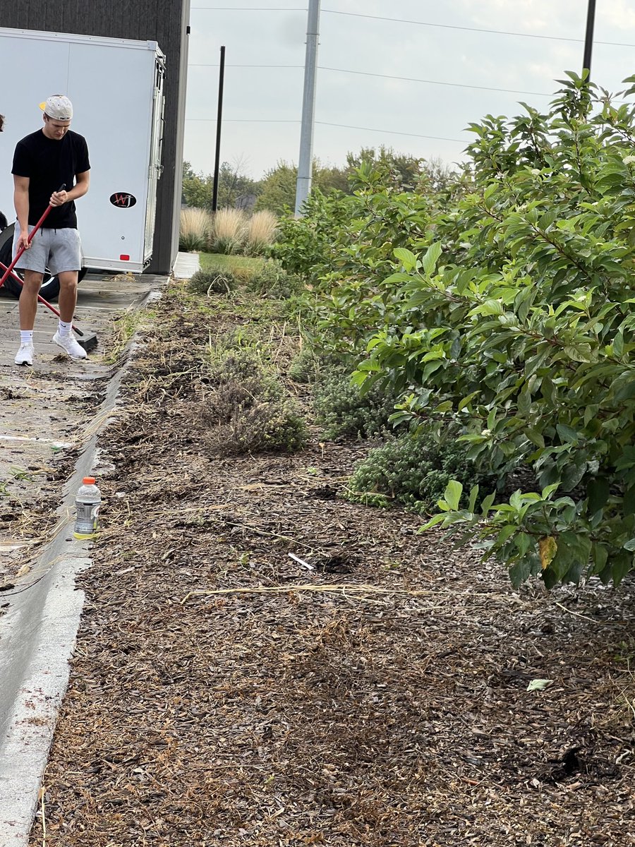 The Griffin football team was back to work today after their big win last night! Helping clean up Gretna East’s landscaping around the building.

Thank you gentlemen!

<a href="/GriffFootball/">Gretna East Football</a> 

#GoGriffs