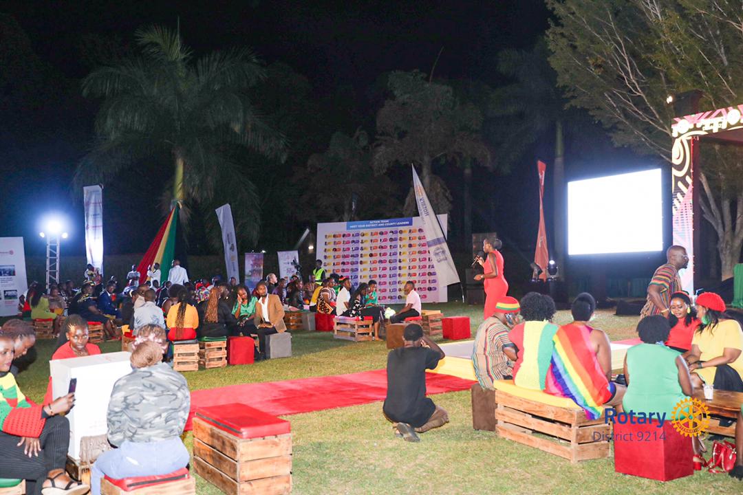 "Rotaractors have gone over and beyond to give and we have over 20 sustaining members" DRR <a href="/MsLebykm/">Ms. Kanyonza</a>