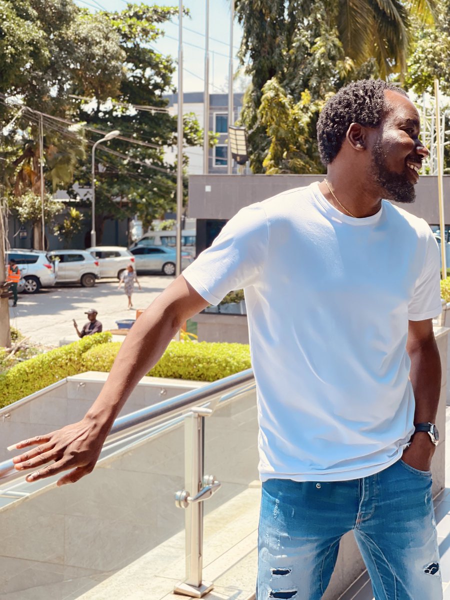 ☀️ 😃 
Grateful for the strength to show up, the grace to keep going, and the light that reminds me there’s beauty in every step 

10:2025