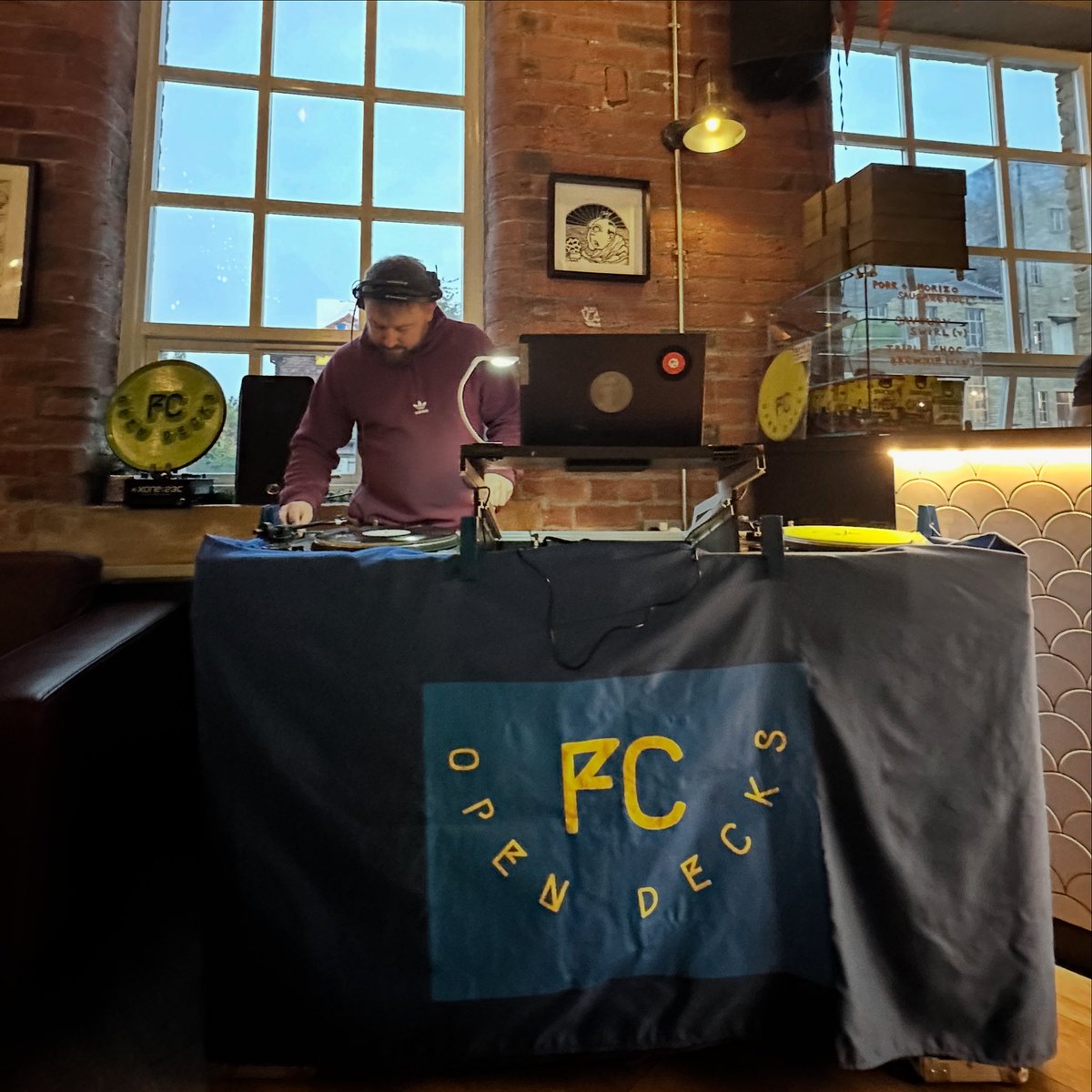 Open Decks FC 😎🤩🎧🧡 tweet media