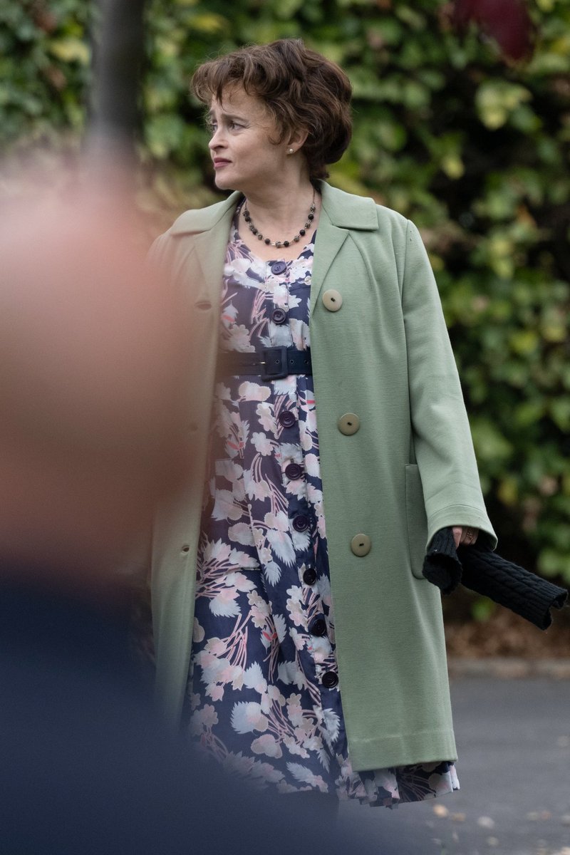 badposthbc's tweet photo. 🎬 | Helena Bonham Carter filming scenes for the series California Avenue. https://t.co/aO90mw9zh8