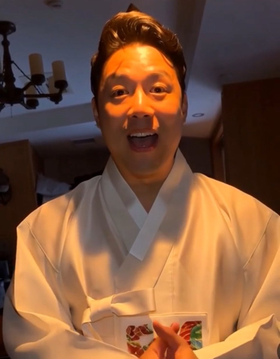 Efrayyyym's tweet photo. @honorable_ajj @koreanscot Lol https://t.co/emaSW2nUEx