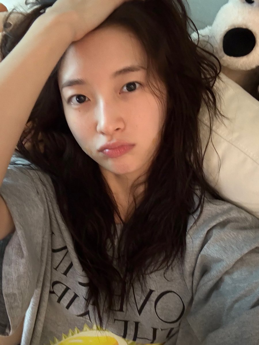 Arin tweet media