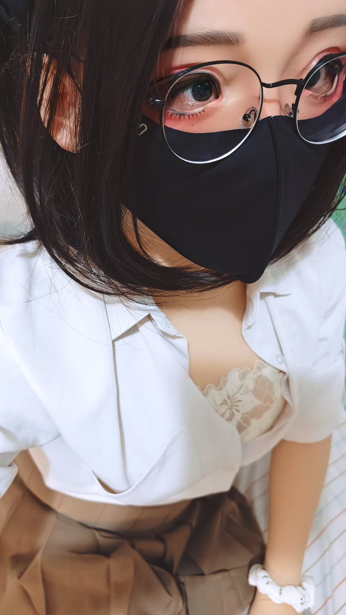 Yyy333aa's tweet photo. 走的jio痛
#femalemask https://t.co/ZByNSIL2Zd
