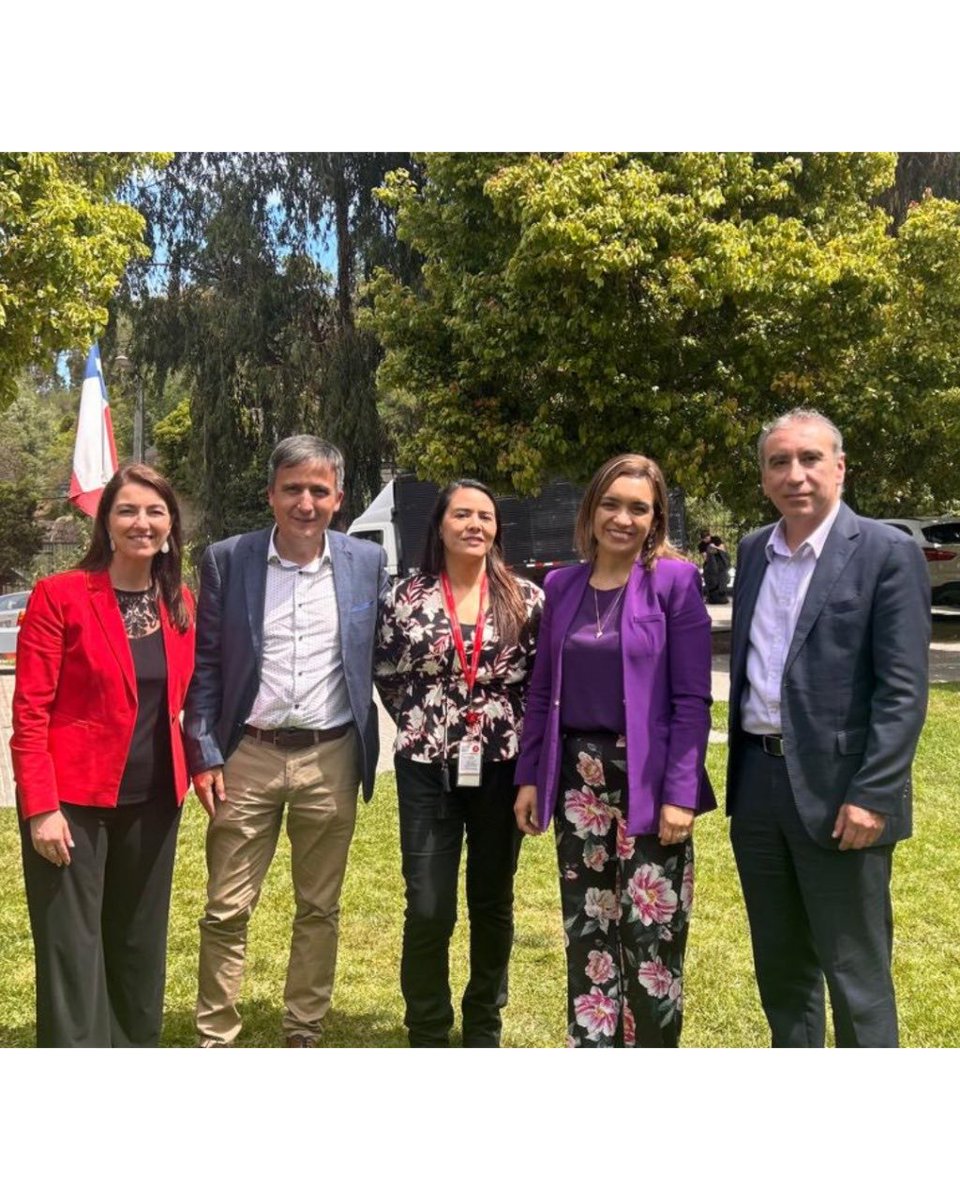 📍FUNDACIÓN CHILE UNIDO PARTICIPÓ DE SEMINARIO PARA PROMOVER BUENAS PRÁCTICAS LABORALES Q IMPACTAN EL BIENESTAR 
➡️ Nuestra Directora de Estudios Catalina Delpiano expuso en Seminario “Cuidar,Proteger y Crecer en resiliencia frente a entornos complejos”organizado x <a href="/Chilquinta/">Chilquinta</a>