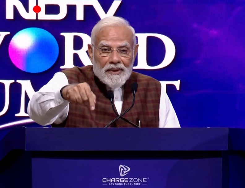 बीते 11 वर्षों में भारत ने हर आशंका को ध्वस्त किया है, हर चुनौती को पस्त किया है। आज भारत फ्रेजाइल 5 से बाहर निकलकर टॉप 5 अर्थव्यवस्थाओं में से एक बन गया है: पीएम मोदी 

#NDTVWorldSummit2025