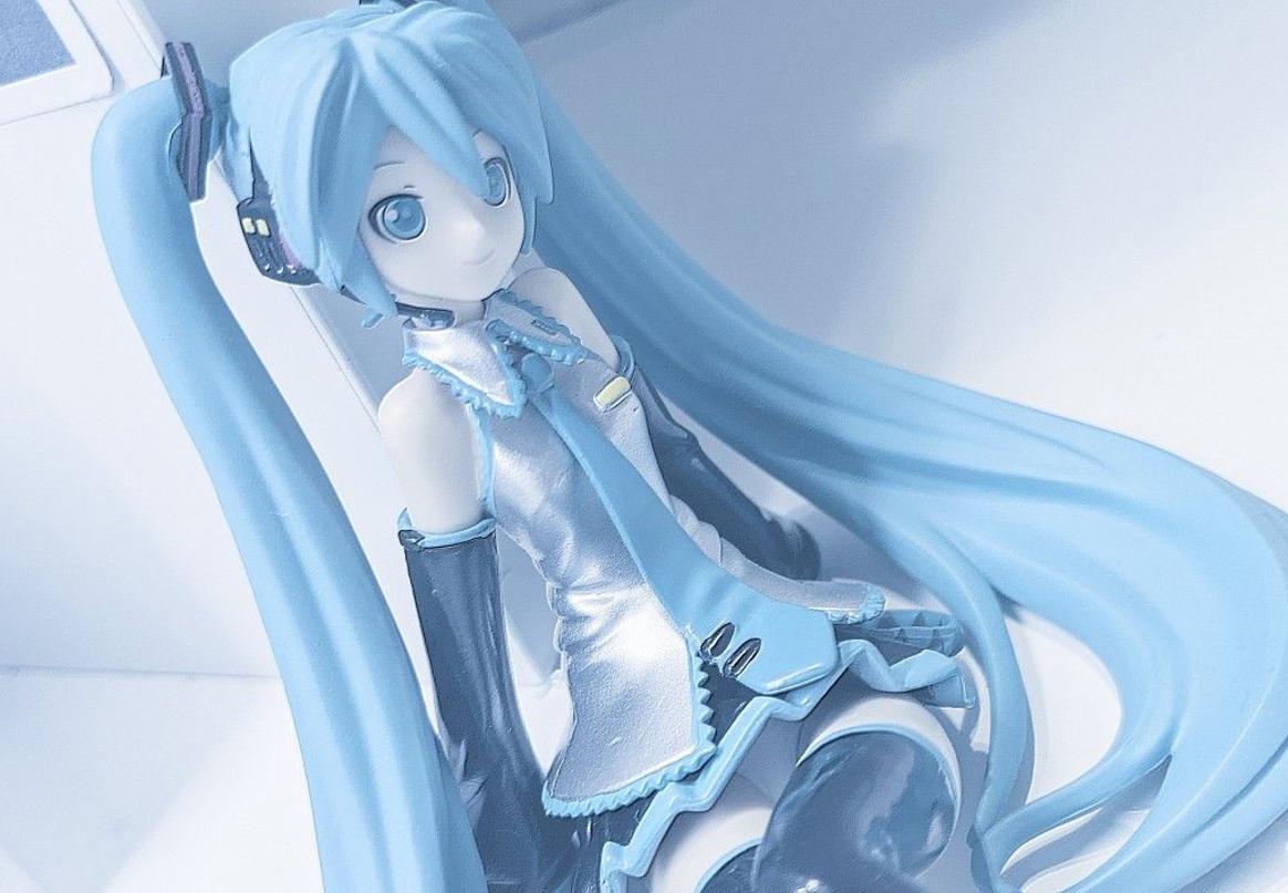 lottieloops's tweet image. 浅い携帯 🐬