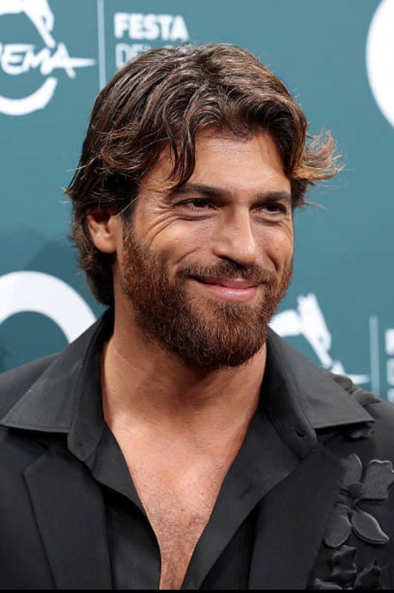 Mas é muito lindo 

#SandokanRoFF20
#CanYaman