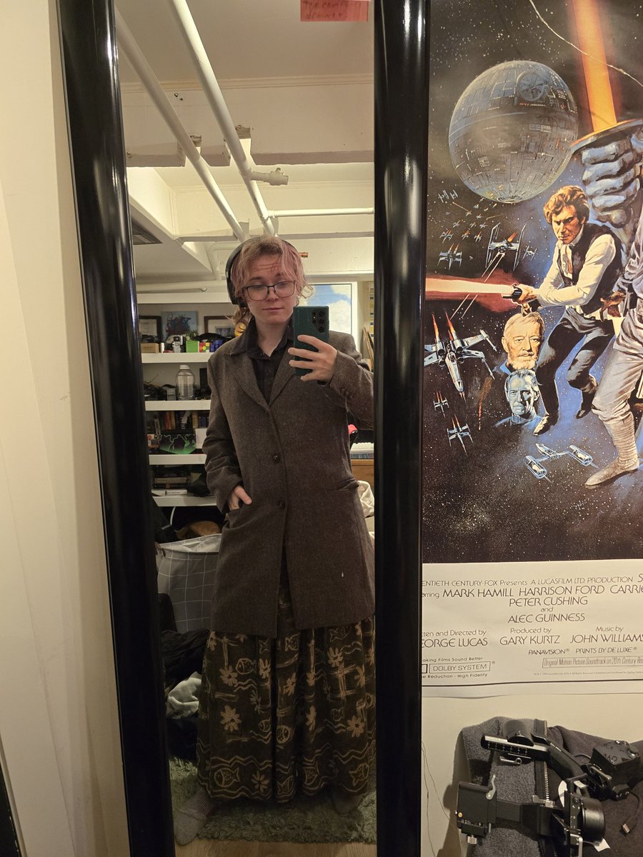 _marsdust's tweet image. serving business