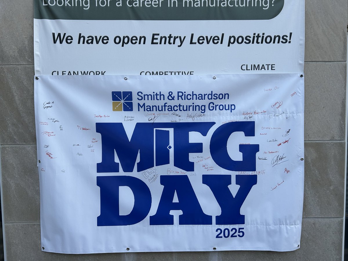 Awesome time at Smith and Richardson in Geneva today. Students toured the facilities and learned about summer internship opportunities. Paid internships! Come see me if you’re interested. <a href="/CHSD94/">Community HS Dist 94</a>