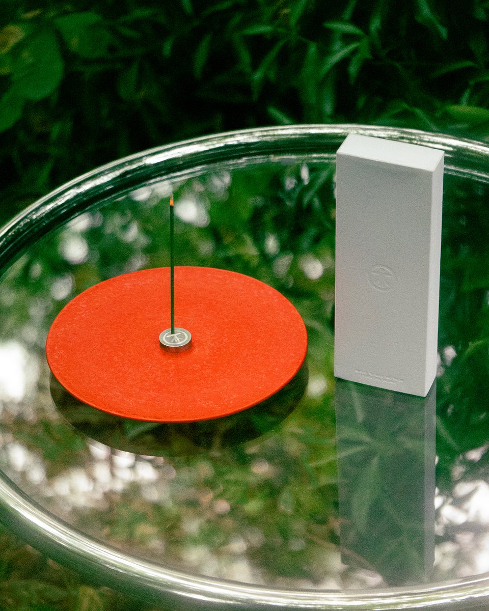 Incredible. 
AELIZA.com