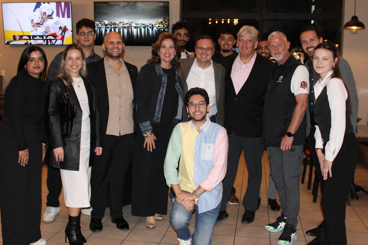 Congratulations to <a href="/UWindsor/">University of Windsor</a> OYL on officially establishing their club! An exciting new chapter for student leadership and Liberal values on campus.

A huge thank you to <a href="/Irek_K/">Irek Kusmierczyk</a>, <a href="/SandraPupatello/">Sandra Pupatello</a>, <a href="/JohnFraserOS/">John Fraser</a>, <a href="/Rob4Ajax/">Rob Cerjanec</a> &amp; <a href="/JZerucelli/">John Zerucelli</a> for joining us to celebrate this milestone!