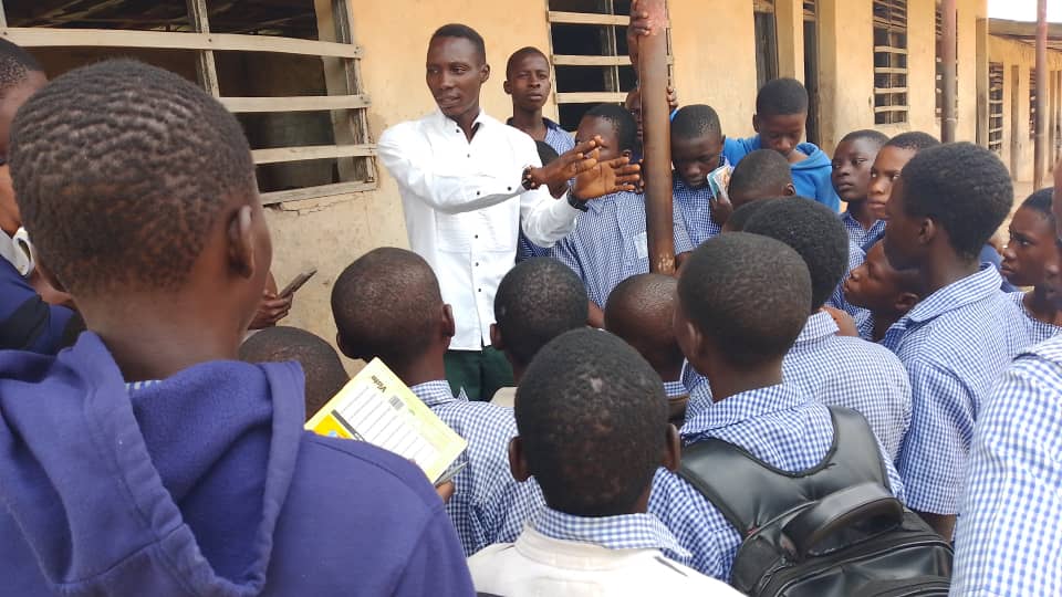 skilluptheteens's tweet photo. PRESS RELEASE

Skill Up The Teenagers (SUT) Empowers 87 Students of Areago High School, Ogbomoso

Ogbomoso, Nigeria - October 17, 2025

The Skill Up The Teenagers Initiatives (SUT) has continued its mission to equip young minds with relevant skills for the future, https://t.co/TtVcFckbXI