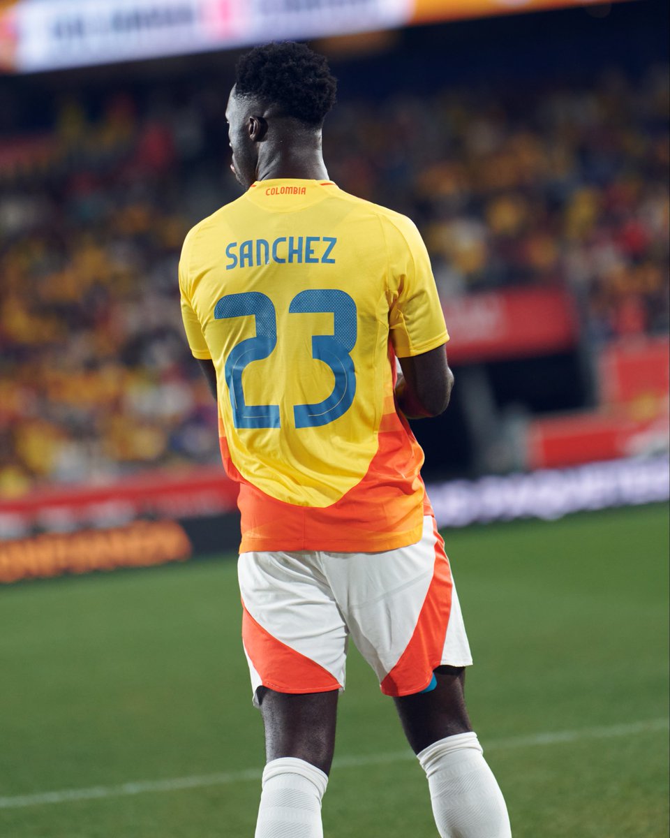 DAVINSON tweet media