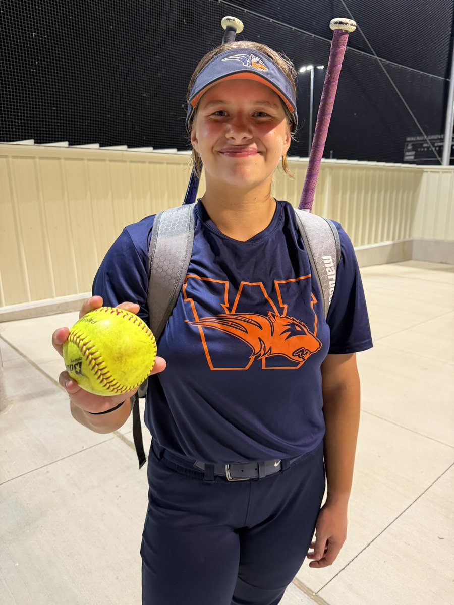 Val_Selig tweet media