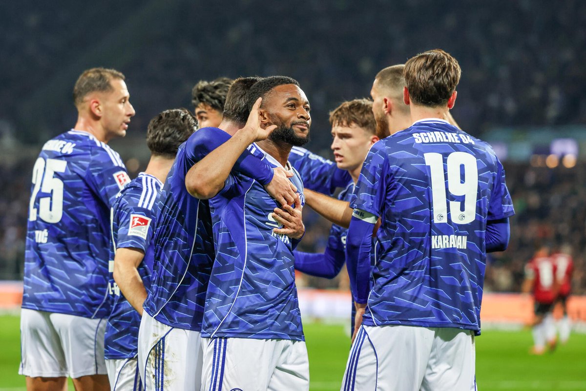 FC Schalke 04 tweet media
