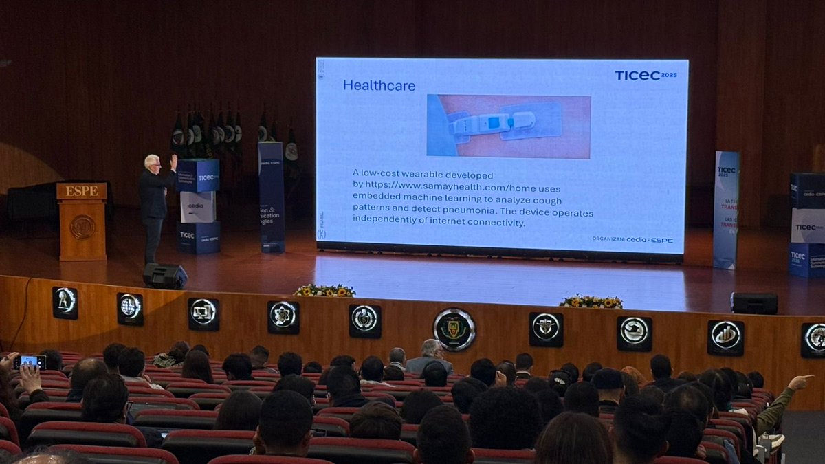 #TICEC2025|Día 2
¡Iniciamos nuestro 2do día!
Esta jornada empieza con la intervención de Carlos Guzmán de CEDIA y la ponencia de Pietro Manzoni: “Sobre la mejora de los sistemas basados en IoT con Edge AI” 
🤝 <a href="/ESPEU/">ESPE</a> y <a href="/CEDIAec/">CEDIA</a>
