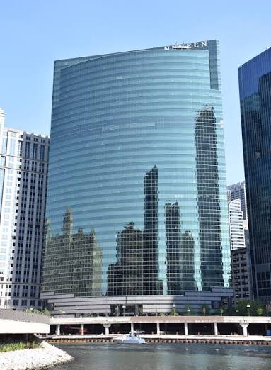 Nuveen’s high-yield muni fund just dumped 99% of its Chicago Public Schools bonds, a stark vote of no confidence in the junk-rated district after a $650M sale and a $200M credit-line draw. Watch CPS borrowing costs.