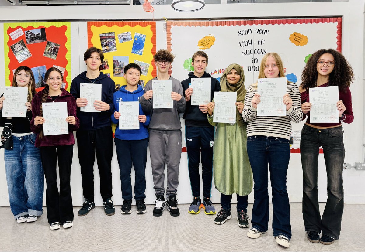 WappingHigh tweet media