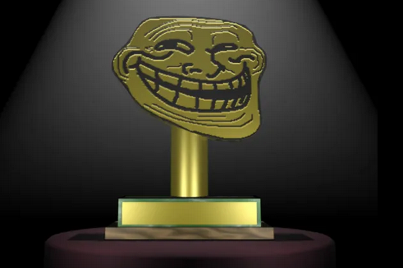 Preciso de 5 pessoas que joguem soloQ diariamente e conheçam os players intitulados "figurinhas carimbadas" !

Estou planejando algo "premiador" !

DM aberta !